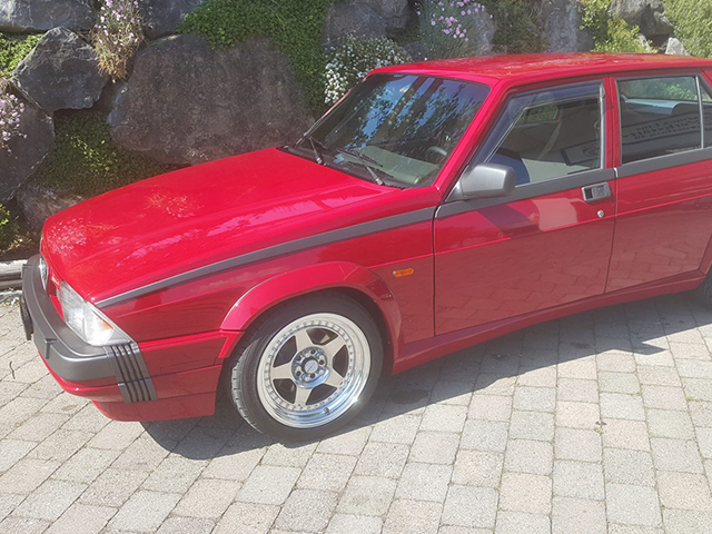 Alfa 75 3.0 V6 America